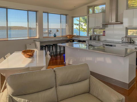 Walshys Shack - Holiday Great Ocean Road 1