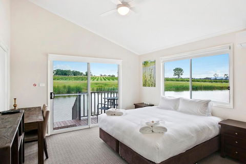 The Lake House At 201 - Holiday Great Ocean Road 4