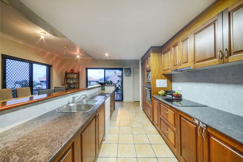 Airlie Harbour 3 Bedroom Apartment - Holiday Great Ocean Road 5