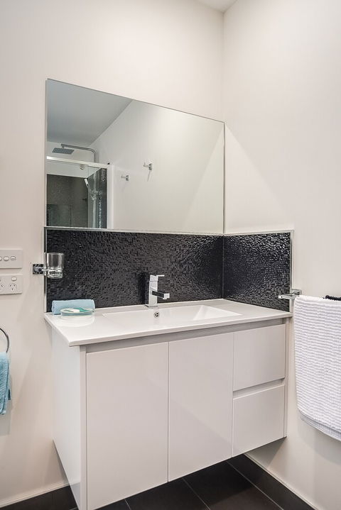 Apartments On Fraser Bicheno - Holiday Great Ocean Road 4