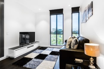 ESTHER, 2BDR South Yarra Apartment - Holiday Great Ocean Road 0