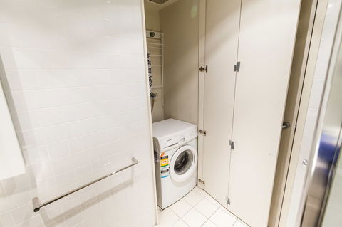 WESLEY, 2BDR Carlton Apartment - Holiday Great Ocean Road 0