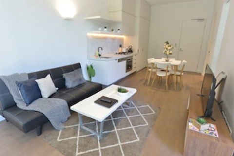 Spacious Cosy Bedroom Suite + Large Balcony - Holiday Great Ocean Road 0