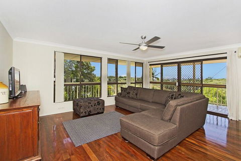KINGSCLIFF HOLIDAY HOME On The HILL SYDS VIEW - Holiday Great Ocean Road 4