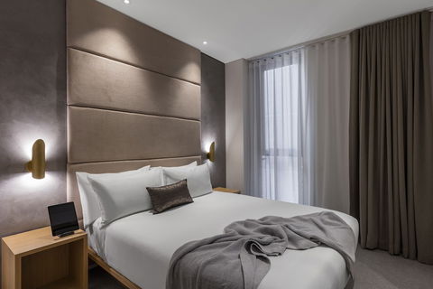 SKYE Suites Sydney - Holiday Great Ocean Road 4