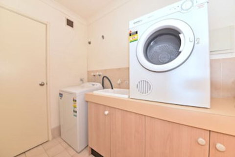 East Perth 2 X 1 Trendy Apartment - Holiday Great Ocean Road 3