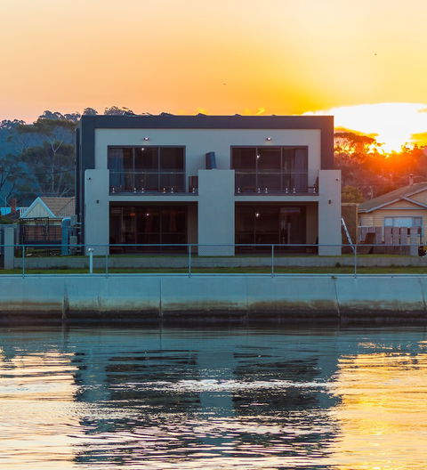 Ulverstone Waterfront Apartments - Holiday Great Ocean Road 0