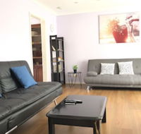 Canberra Entire House 3 Bedroom - Holiday Great Ocean Road
