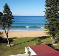 Coachhouse on the Beach