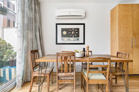 Zelda 1 Bedroom Central CBD Apartment - Holiday Great Ocean Road 2