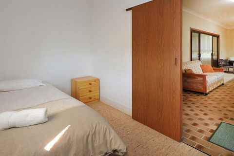 Rose Cottage Sawtell NSW - Holiday Great Ocean Road 4