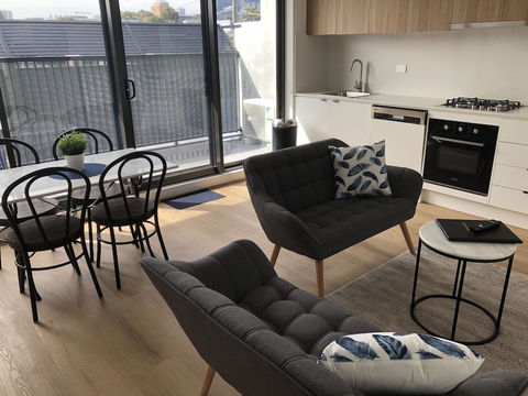 Q Squared Serviced Apartments - Holiday Great Ocean Road 5