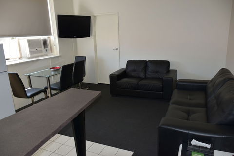Apartments On Flemington - Holiday Great Ocean Road 2