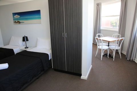 The Lakes Hotel - Holiday Great Ocean Road 4