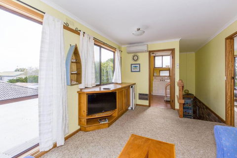 HOLIDAY On NAUTILUS INVERLOCH - Holiday Great Ocean Road 4