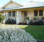 Shepp Central Apartment