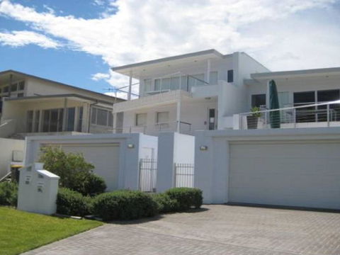 Ultimate Beach House 19a Graham Street Views Peace & Quiet - Holiday Great Ocean Road 4