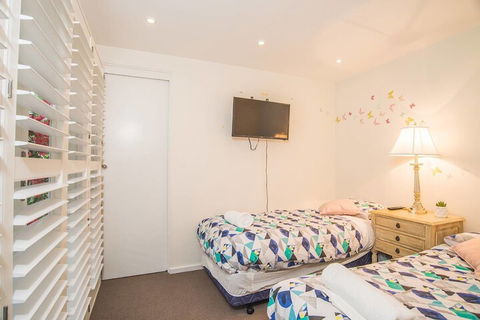 Ultimate Sandringham Beach Front Luxury House - Holiday Great Ocean Road 6