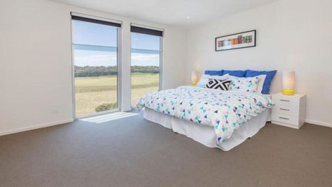 ST ANDREWS BEACH APARTMENT 4.02 - Holiday Great Ocean Road 3