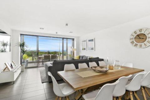 WATERFRONT TWO Position Perfect NEW LISTING 2019 - Holiday Great Ocean Road 5