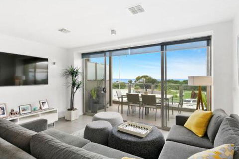 WATERFRONT TWO Position Perfect NEW LISTING 2019 - Holiday Great Ocean Road 4