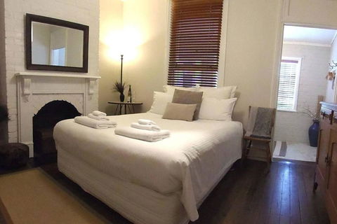 YSG The Edward Townhouses 155 & 157 Steps To Town - Holiday Great Ocean Road 1