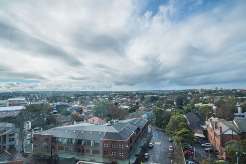 Modern, Spacious Apt@liverpool With Incredible Views - Holiday Great Ocean Road 1