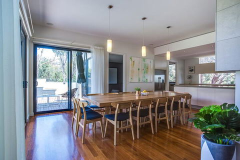 Kalina Retreat Tennis & Pool - Holiday Great Ocean Road 1
