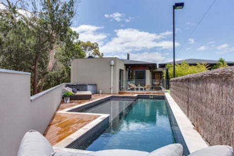 Kalina Retreat Tennis & Pool - Holiday Great Ocean Road 0