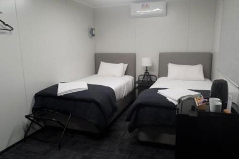 Cornwall House Accommodation - Holiday Great Ocean Road 5