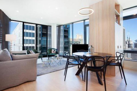CITY HIGH Hosted By: LAbode Accommodation - Holiday Great Ocean Road 0