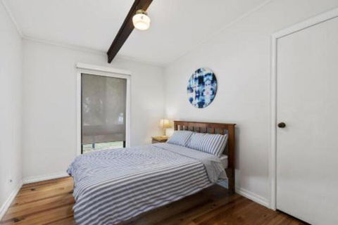 THE BEACH HIVE PET FRIENDLY (OUTSIDE ONLY) INLET SIDE - Holiday Great Ocean Road 1