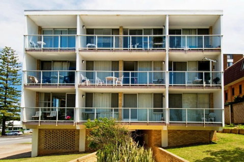 Ocean Court 1 13 Lord Street - Holiday Great Ocean Road 2