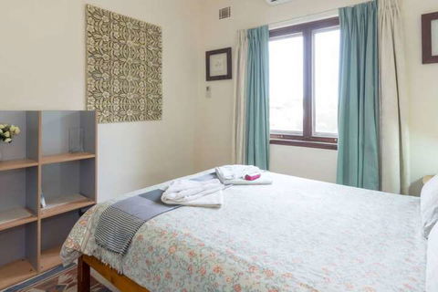 B6 Cafes & Restaurants Close To UWA - Holiday Great Ocean Road 6