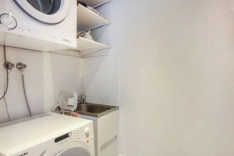 Spacious 2 Bedroom Apartment In Ascot With Large Private Garden - Holiday Great Ocean Road 6