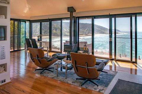 THE DECK HOUSE A WYE RIVER ICON - Holiday Great Ocean Road 5