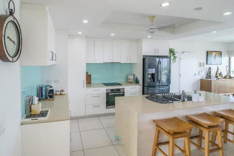 ZEN By THE WATER Darwins Premier Family Retreat - Holiday Great Ocean Road 7