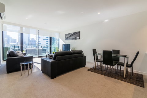 MJ Shortstay Apartments - Platinum Tower - Holiday Great Ocean Road 5