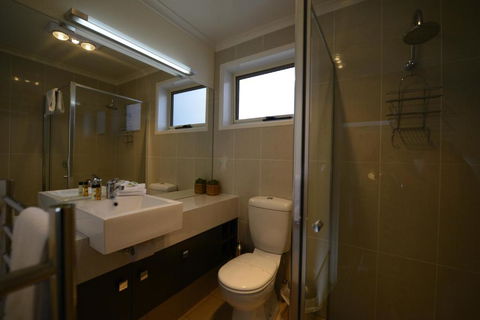 Skyline Best Executive Bendigo CBD Accommodation 2020 21 - Holiday Great Ocean Road 4