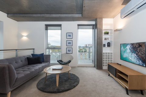 Luxury East Melbourne Apartment - Holiday Great Ocean Road 7