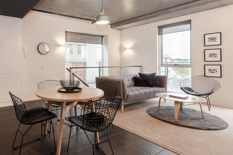 Luxury East Melbourne Apartment - Holiday Great Ocean Road 4