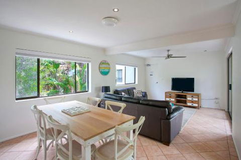 Pandanus Cove Apartment 5 - Holiday Great Ocean Road 1