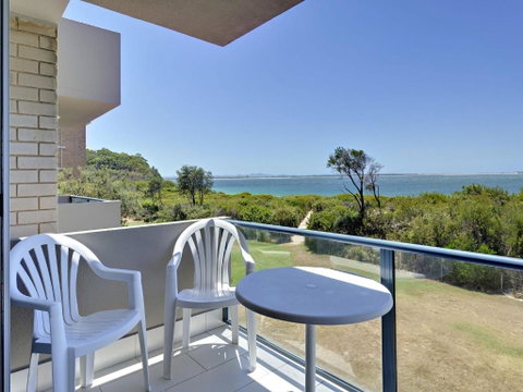 Weatherly Close Ocean Shores Unit 07 27 - Holiday Great Ocean Road 3