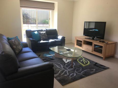 Apartment 229 Mount Gambier - Holiday Great Ocean Road 3