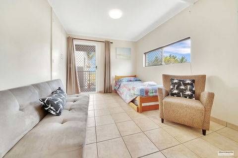 Driftwood On The Beach - Holiday Great Ocean Road 6