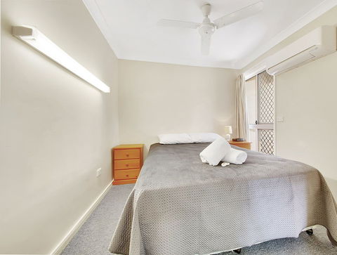 Driftwood On The Beach - Holiday Great Ocean Road 3