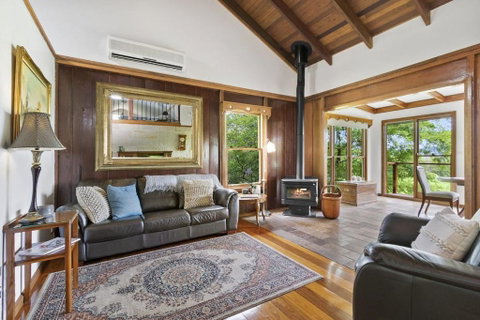 CHRISTOPHERS COTTAGE - Holiday Great Ocean Road 4