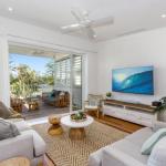 KINGY BEACH HOUSE At 162 - Holiday Great Ocean Road 0