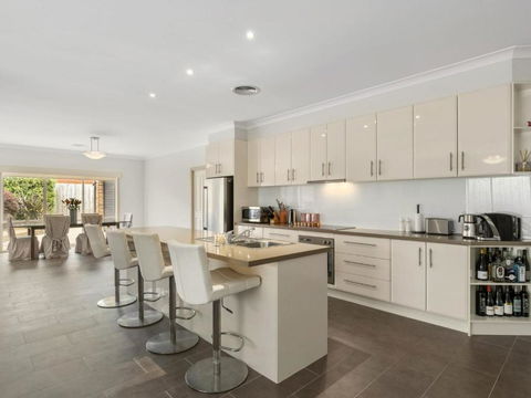 THE LOCH SURFSIDE WIFI NETFLIX PET FRIENDLY (OUTSIDE ONLY) - Holiday Great Ocean Road 2