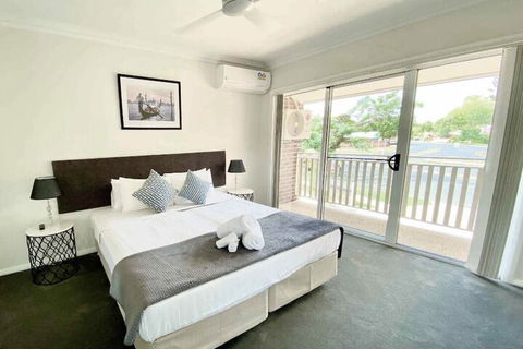Wagga Apartments 4 - Holiday Great Ocean Road 1